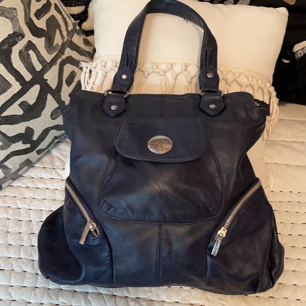 Gorgeous Purple Leather Lightweight Junior Drake Shoulder bag or Satchel